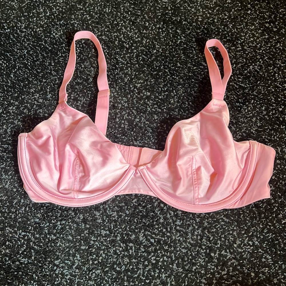CUUP Satin Underwire Bra in Light Pink